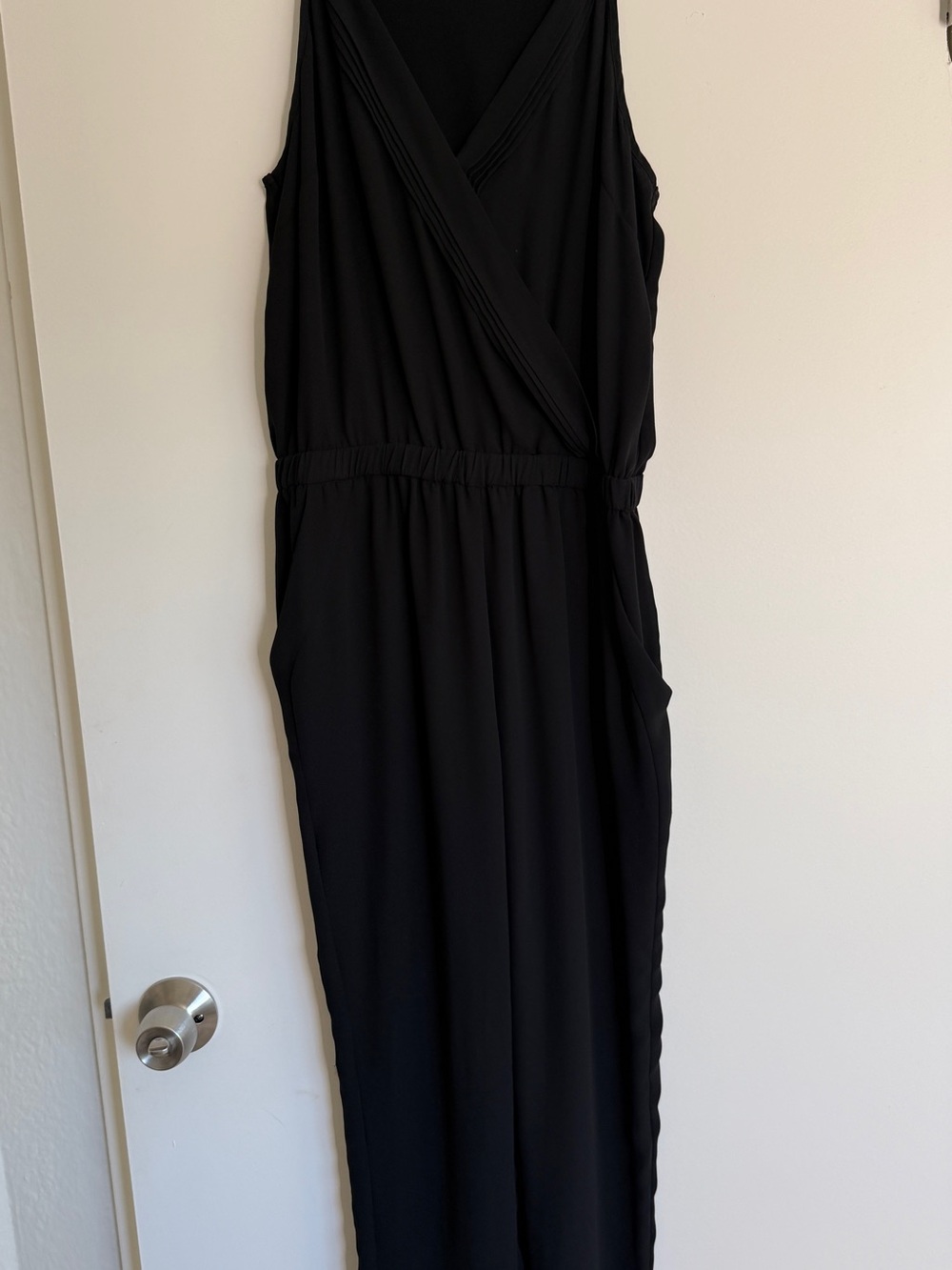 Elegant Black Sleeveless Jumpsuit